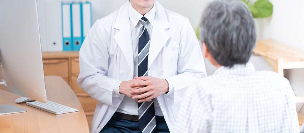 親身になって話を聞く医師